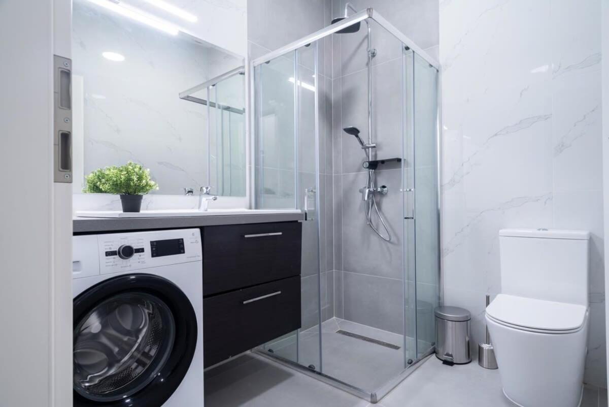 Large Apartment At Perfect Central Location Budapest Ngoại thất bức ảnh