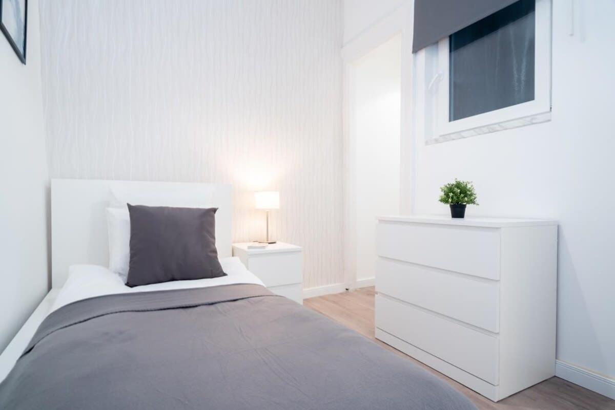 Large Apartment At Perfect Central Location Budapest Ngoại thất bức ảnh